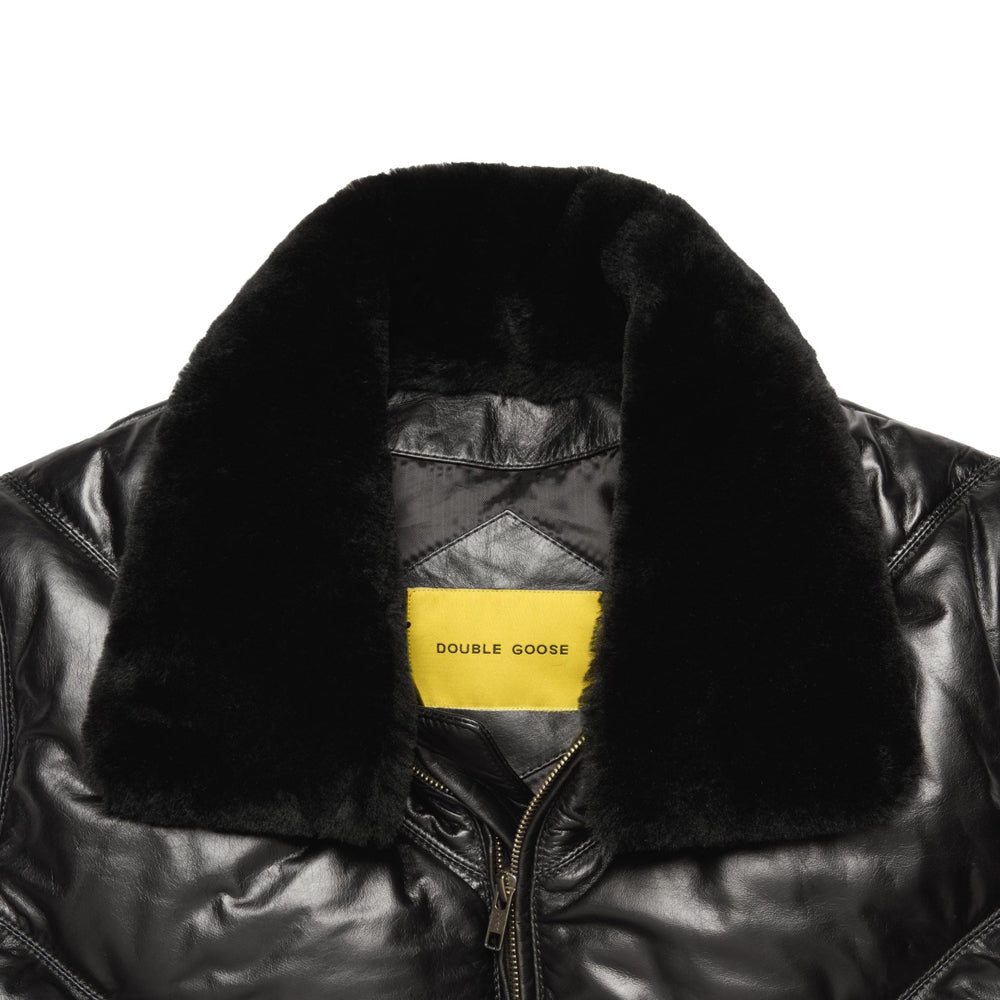 collar closeup