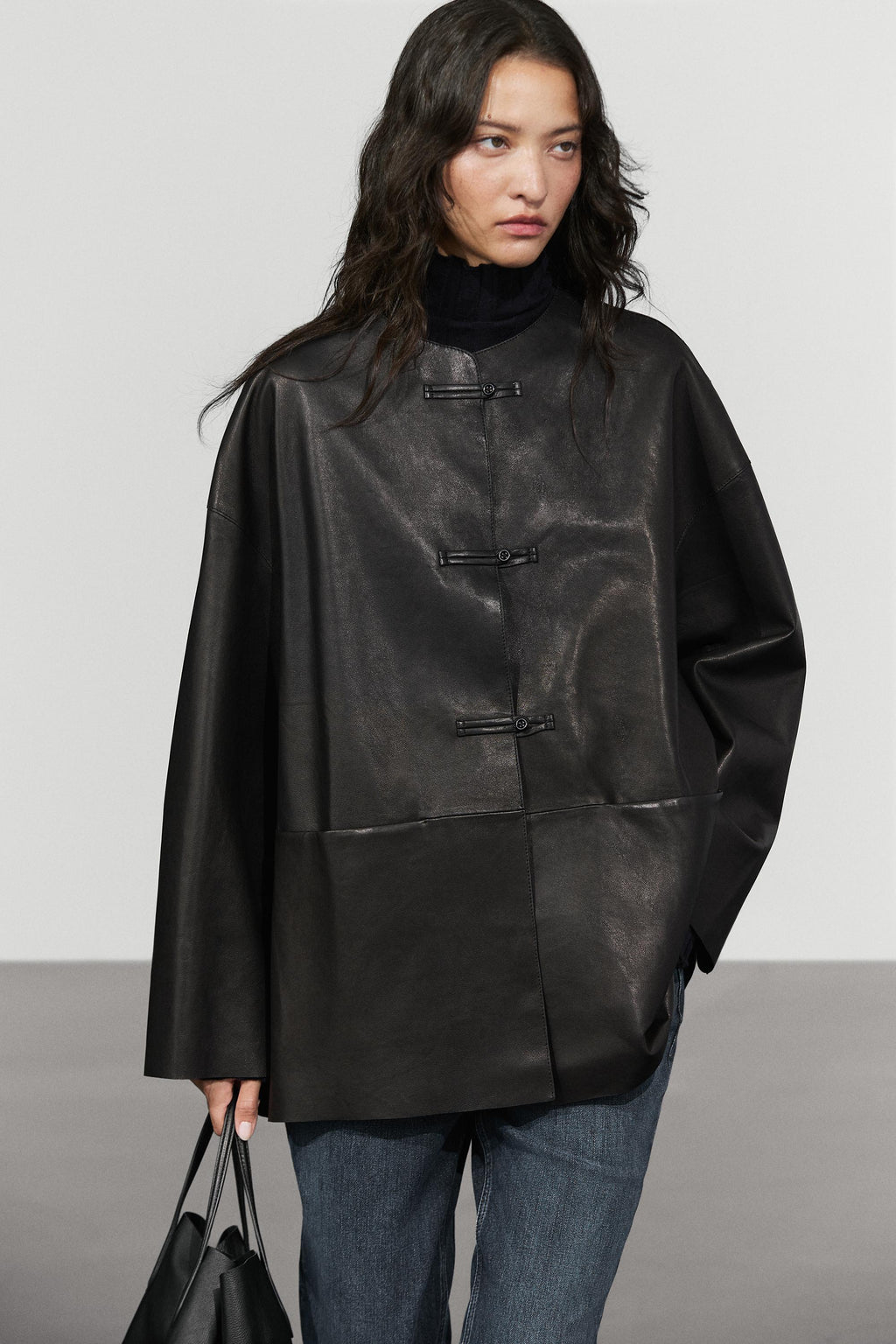 women black leather jacket